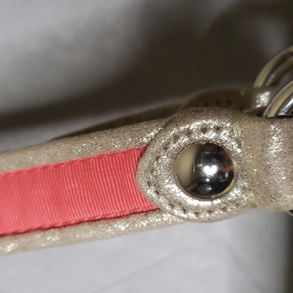 COACH Poppy Signature Summer Large Bag Purse Spacious Zipper closure EUC - Picture 7 of 16